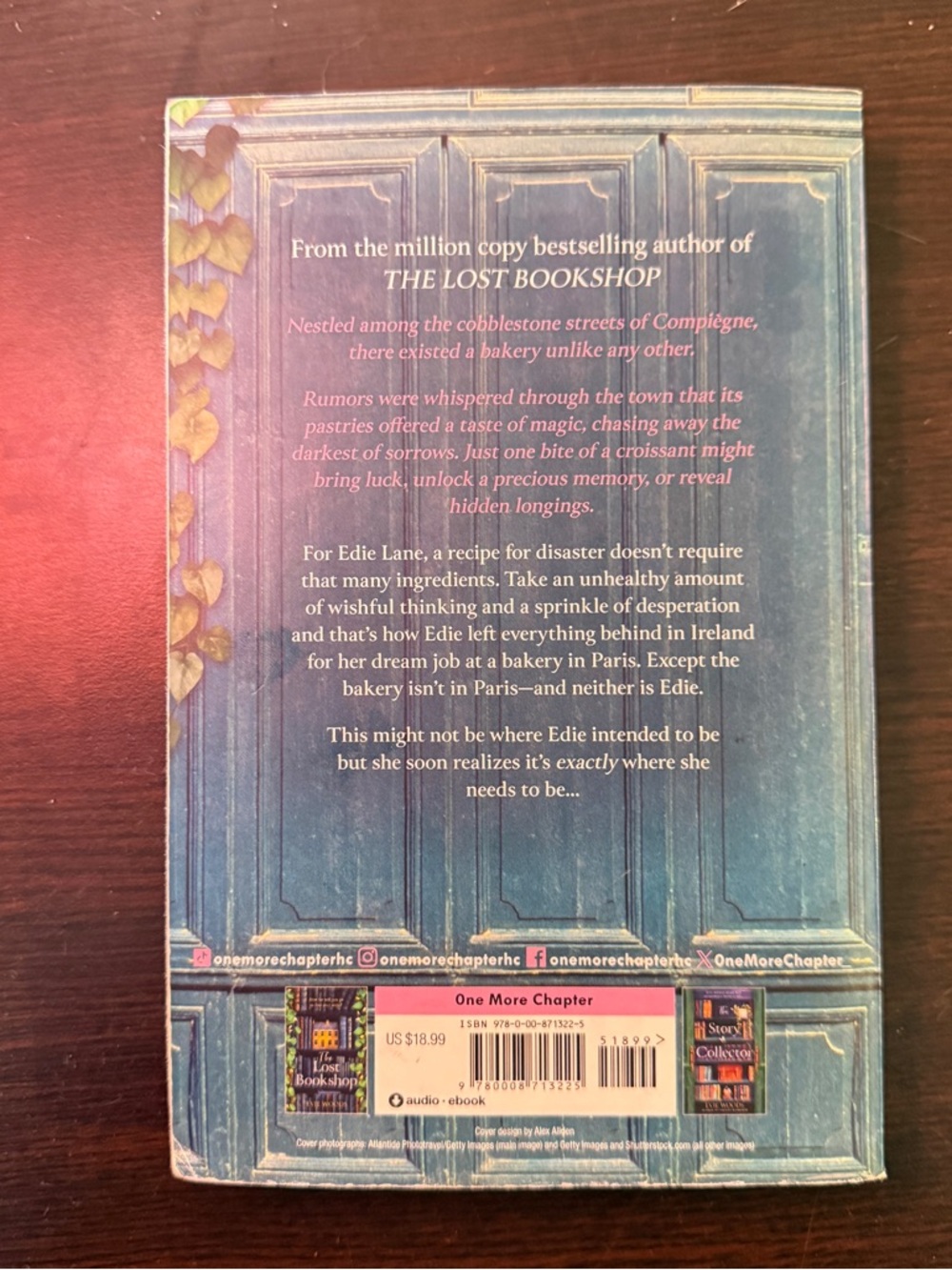 Book Bundle - Picture 6 of 6